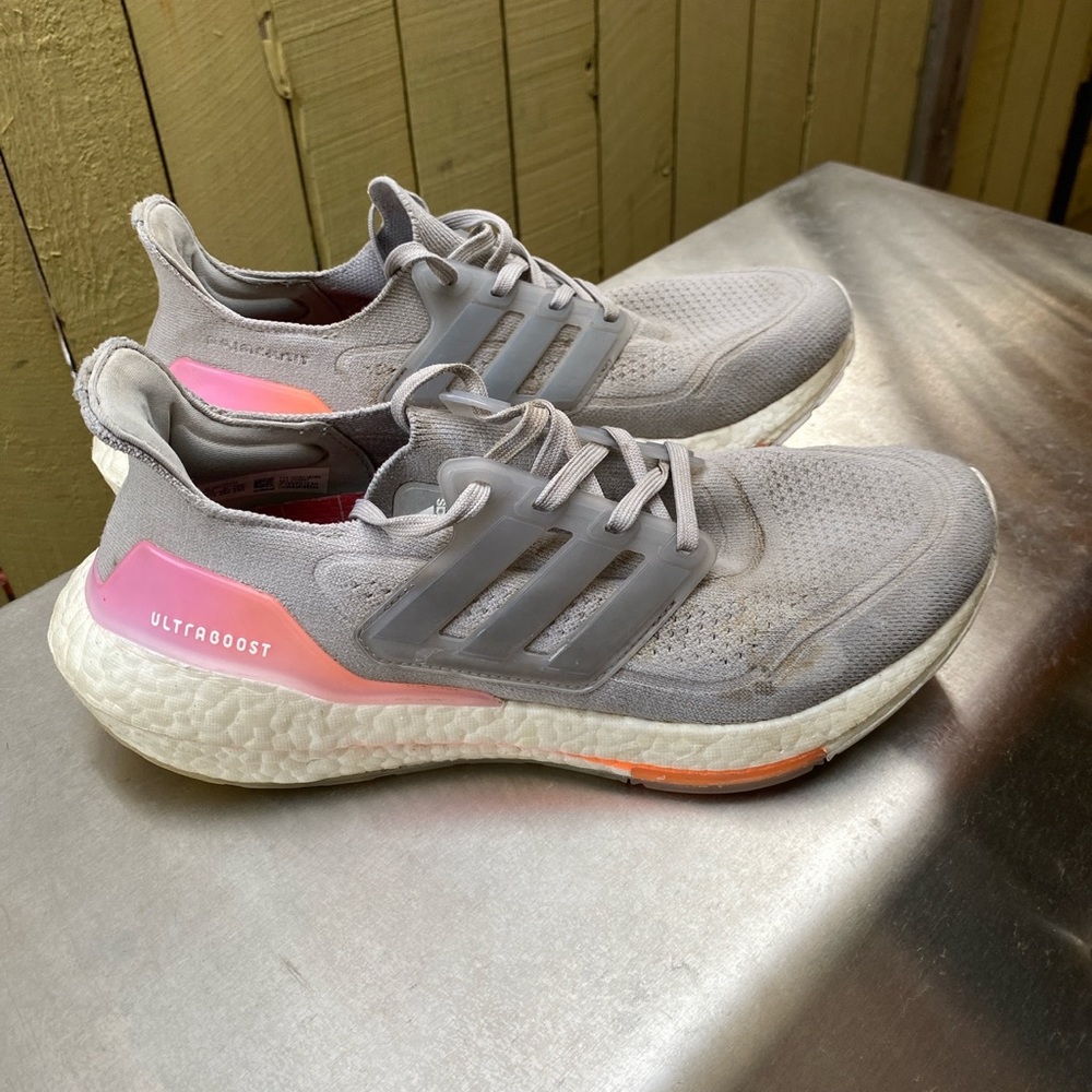 Adidas Women's Ultraboost 21 Running Shoes Gray Pink Orange #FY0397 Size 9